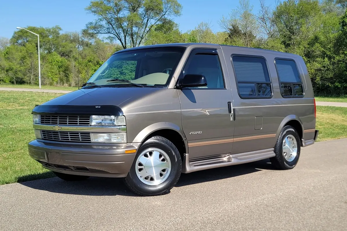 Chevrolet Astro