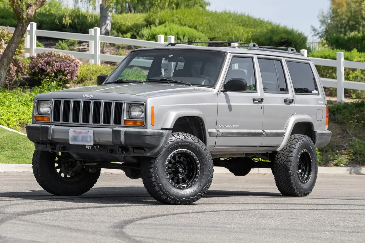 Jeep Cherokee