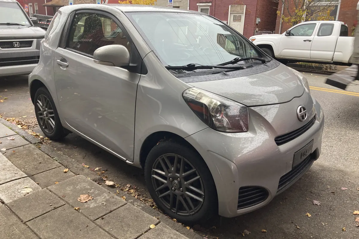 Scion iQ